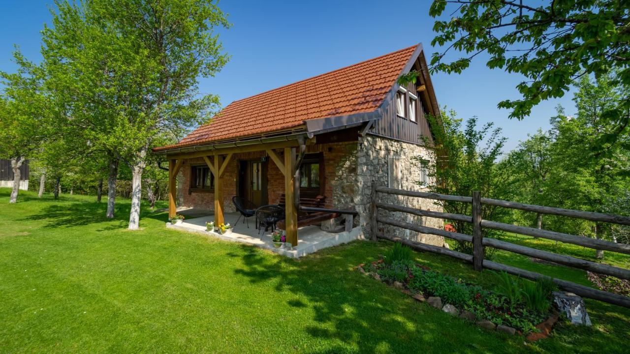 Holiday Home "Sleme" With Jacuzzi, Big Garden And Arbor With Fireplace Skrad Esterno foto