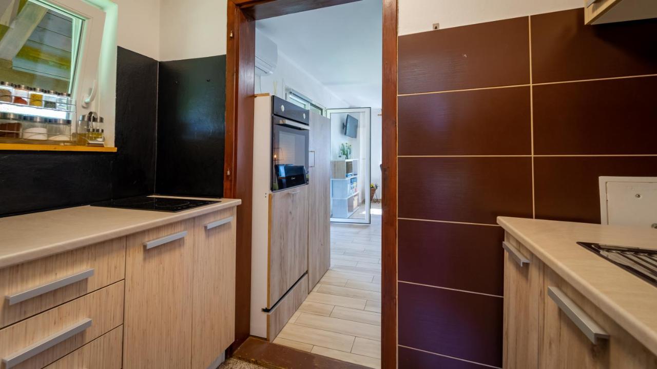 Holiday Home "Sleme" With Jacuzzi, Big Garden And Arbor With Fireplace Skrad Esterno foto